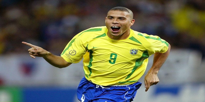 Huyền thoại bóng đá mang tên Ronaldo de Lima